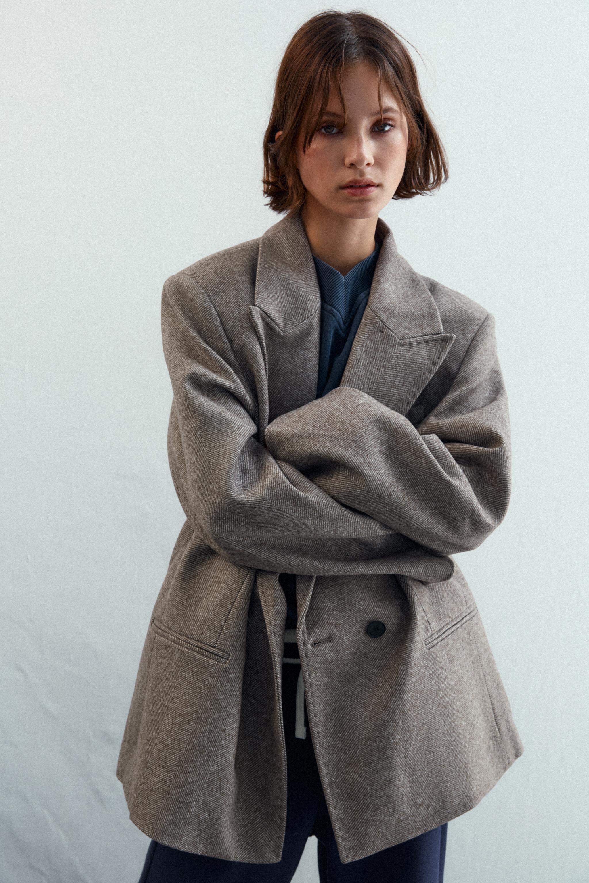 HERRINGBONE BLAZER WITH SHOULDER PADS